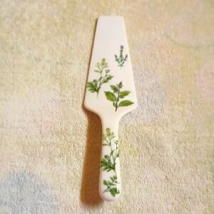 Andrea By Sadek Porcelain Cake Shovel Serving Piece, Flowers And Leaves